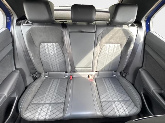 Volkswagen / Golf / Blau / / / PANO+LED-PLUS+ACC+SHZ+KEYLESS+KAMERA+18 ALU, Beispielbilder, ggf. teilweise mit Sonderausstattung