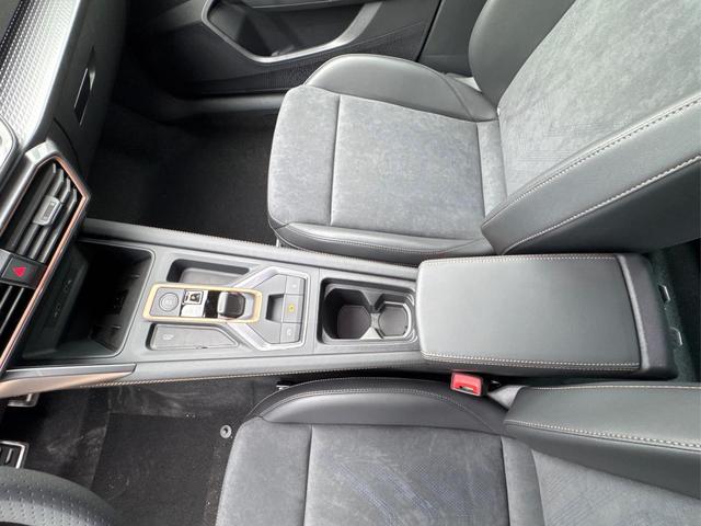 Cupra / Leon Sportstourer / Grau / / / 4x4 ST AHK+NAVI+eHK+KAMERA+MEMORY+ACC+19 ALU+LED, Beispielbilder, ggf. teilweise mit Sonderausstattung