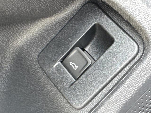 Cupra / Leon Sportstourer / Blau / / / 4x4 ST AHK+NAVI+eHK+KAMERA+MEMORY+ACC+19 ALU+LED, Beispielbilder, ggf. teilweise mit Sonderausstattung