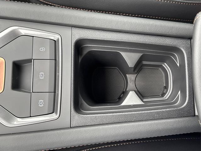 Cupra / Leon Sportstourer / Blau / / / 4x4 ST AHK+NAVI+eHK+KAMERA+MEMORY+ACC+19 ALU+LED, Beispielbilder, ggf. teilweise mit Sonderausstattung