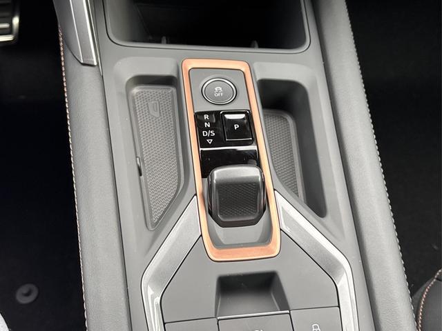 Cupra / Leon Sportstourer / Blau / / / 4x4 ST AHK+NAVI+eHK+KAMERA+MEMORY+ACC+19 ALU+LED, Beispielbilder, ggf. teilweise mit Sonderausstattung