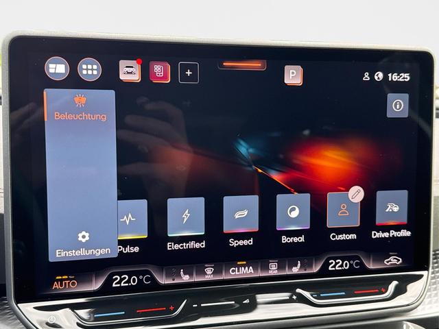 Cupra / Leon Sportstourer / Blau / / / 4x4 ST AHK+NAVI+eHK+KAMERA+MEMORY+ACC+19 ALU+LED, Beispielbilder, ggf. teilweise mit Sonderausstattung