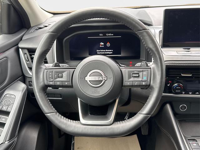 Nissan / Qashqai / Grau / / / QQ N-Connecta PANORAMA+beh.SCHEIBE+NAVI+AHK+ACC+WINTER