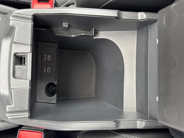 Nissan / Qashqai / Grau / / / QQ N-Connecta PANORAMA+beh.SCHEIBE+NAVI+AHK+ACC+WINTER