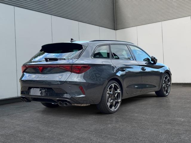 Cupra / Leon Sportstourer / Grau / / / 4x4 ST AHK+NAVI+eHK+KAMERA+MEMORY+ACC+19 ALU+LED, Beispielbilder, ggf. teilweise mit Sonderausstattung