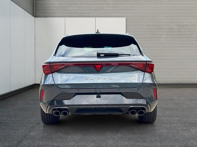 Cupra / Leon Sportstourer / Grau / / / 4x4 ST AHK+NAVI+eHK+KAMERA+MEMORY+ACC+19 ALU+LED, Beispielbilder, ggf. teilweise mit Sonderausstattung