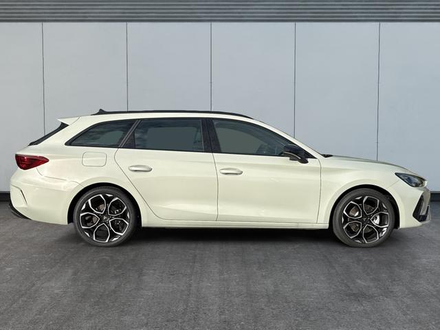 Cupra Leon Sportstourer - ST 4x4 AHK+eHK+NAVI+ACC+SHZ+18" ALU+LED