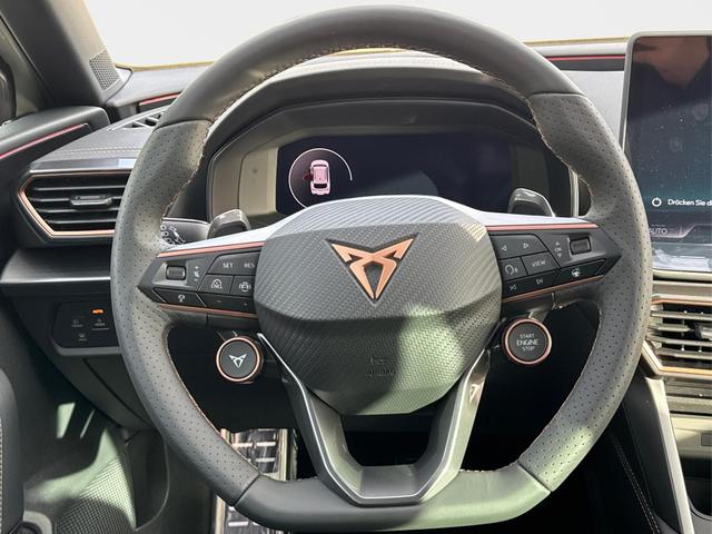 Cupra / Leon Sportstourer / Grau / / / ST 4x4 AHK+eHK+NAVI+ACC+SHZ+18 ALU+LED, Beispielbilder, ggf. teilweise mit Sonderausstattung