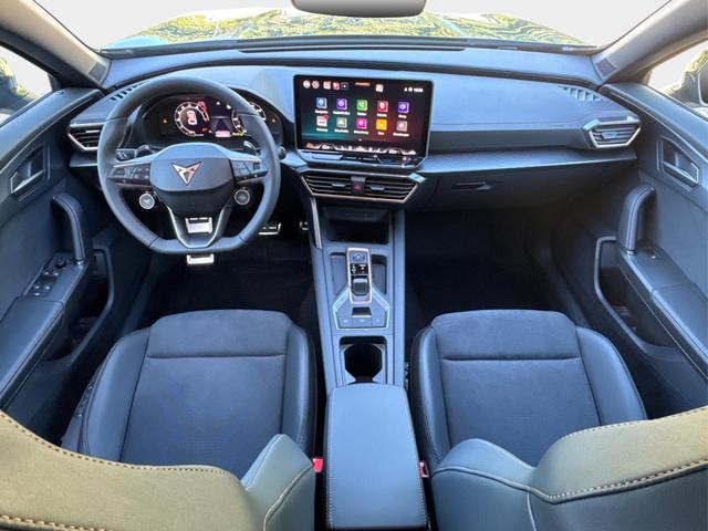 Cupra / Formentor / Blau / / / 4x4 AHK+NAVI+KAMERA+eHK+KESSY+ACC+19 ALU+LED+FULL LINK, Beispielbilder, ggf. teilweise mit Sonderausstattung