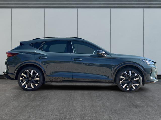 Cupra / Formentor / Blau / / / 4x4 AHK+NAVI+KAMERA+eHK+KESSY+ACC+19 ALU+LED+FULL LINK, Beispielbilder, ggf. teilweise mit Sonderausstattung