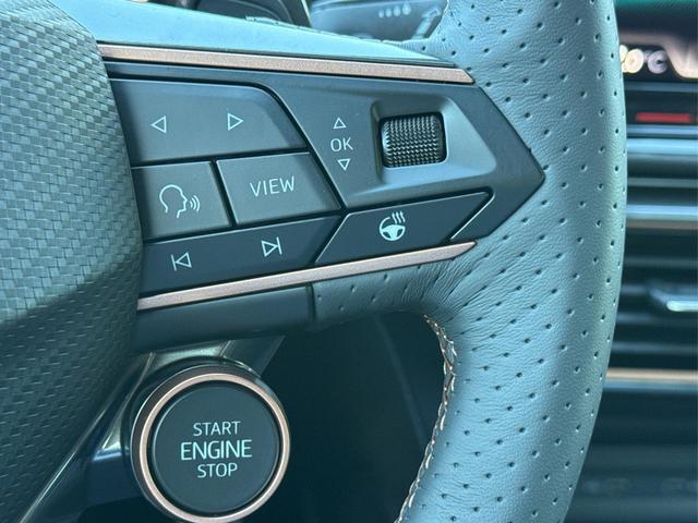 Cupra / Formentor / Blau / / / 4x4 AHK+NAVI+KAMERA+eHK+KESSY+ACC+19 ALU+LED+FULL LINK, Beispielbilder, ggf. teilweise mit Sonderausstattung