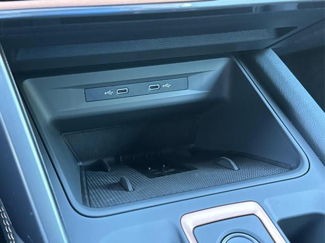 Cupra / Formentor / Blau / / / 4x4 AHK+NAVI+KAMERA+eHK+KESSY+ACC+19 ALU+LED+FULL LINK, Beispielbilder, ggf. teilweise mit Sonderausstattung