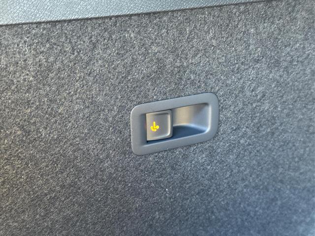 Cupra / Formentor / Blau / / / 4x4 AHK+NAVI+KAMERA+eHK+KESSY+ACC+19 ALU+LED+FULL LINK, Beispielbilder, ggf. teilweise mit Sonderausstattung