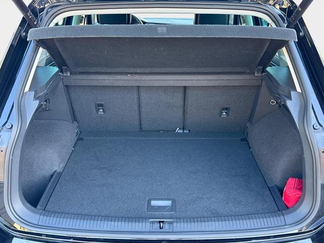 Volkswagen / Tiguan / Schwarz / / / Tiguan AHK+NAVI+KAMERA+ERGOActive+KESSY+WINTER