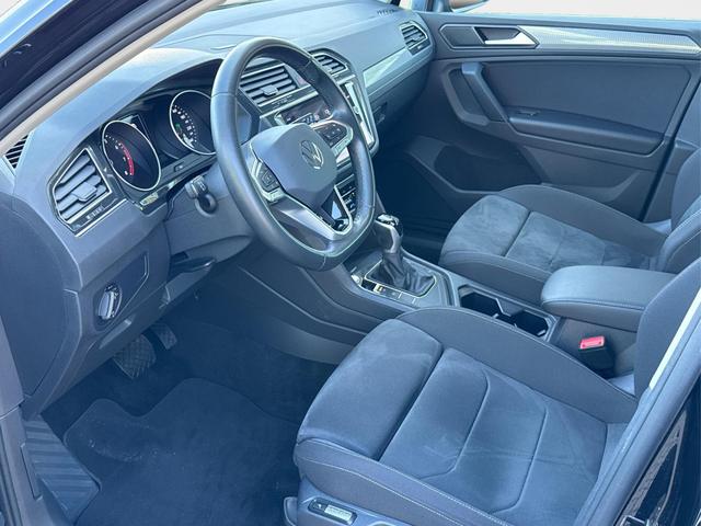 Volkswagen / Tiguan / Schwarz / / / Tiguan AHK+NAVI+KAMERA+ERGOActive+KESSY+WINTER