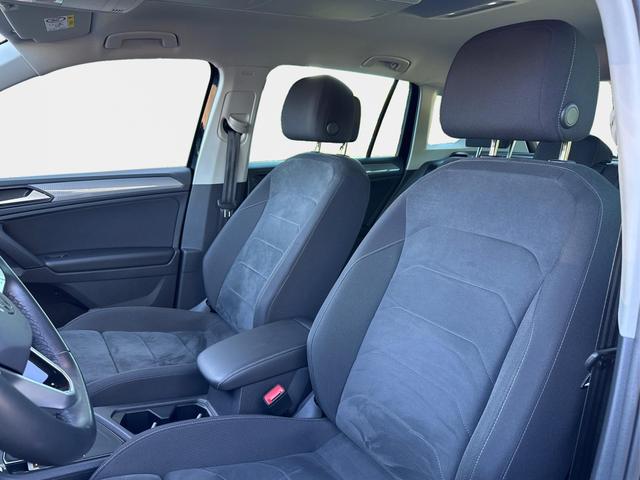 Volkswagen / Tiguan / Schwarz / / / Tiguan AHK+NAVI+KAMERA+ERGOActive+KESSY+WINTER
