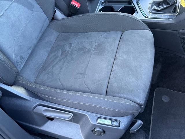 Volkswagen / Tiguan / Schwarz / / / Tiguan AHK+NAVI+KAMERA+ERGOActive+KESSY+WINTER