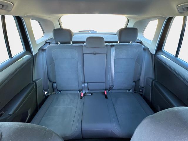 Volkswagen / Tiguan / Schwarz / / / Tiguan AHK+NAVI+KAMERA+ERGOActive+KESSY+WINTER