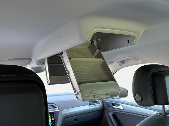 Volkswagen / Tiguan / Schwarz / / / Tiguan AHK+NAVI+KAMERA+ERGOActive+KESSY+WINTER