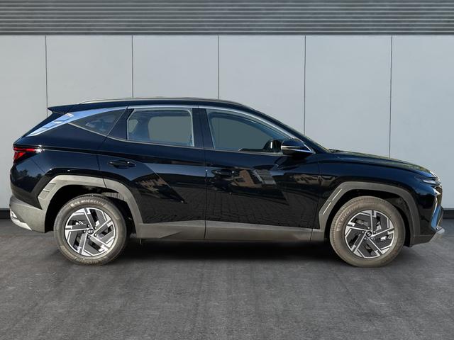 Hyundai / TUCSON / Schwarz / / / NAVI+KAMERA+SHZ+LED+TEMPOMAT+17 ALU+PDC, Beispielbilder, ggf. teilweise mit Sonderausstattung