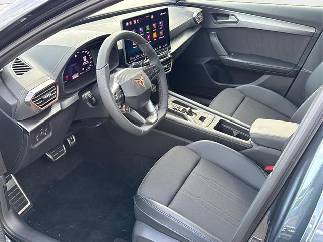 Cupra / Formentor / Grau / / / 4x4 AHK+eHK+NAVI+KAMERA+ACC+SHZ+18 ALU, Beispielbilder, ggf. teilweise mit Sonderausstattung