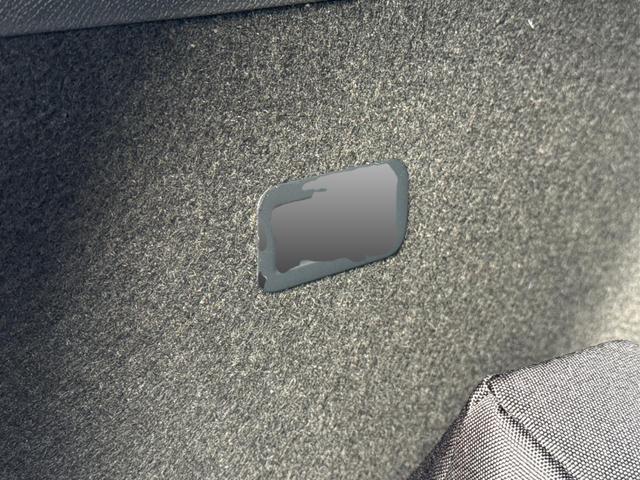 Cupra / Formentor / Grau / / / 4x4 AHK+eHK+NAVI+KAMERA+ACC+SHZ+18 ALU, Beispielbilder, ggf. teilweise mit Sonderausstattung