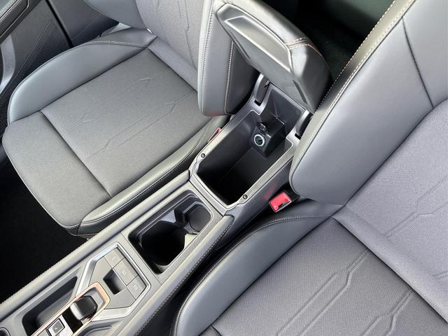Cupra / Formentor / Grau / / / 4x4 AHK+eHK+NAVI+KAMERA+ACC+SHZ+18 ALU, Beispielbilder, ggf. teilweise mit Sonderausstattung