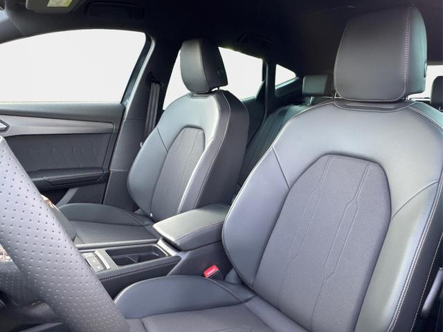 Cupra / Formentor / Grau / / / 4x4 AHK+eHK+NAVI+KAMERA+ACC+SHZ+18 ALU, Beispielbilder, ggf. teilweise mit Sonderausstattung