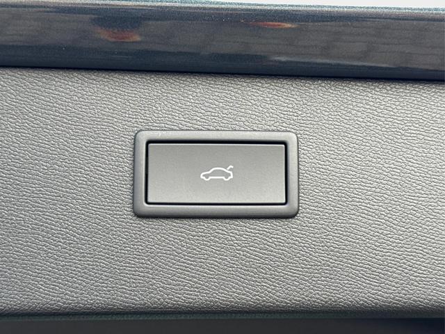 Cupra / Formentor / Grau / / / 4x4 AHK+eHK+NAVI+KAMERA+ACC+SHZ+18 ALU, Beispielbilder, ggf. teilweise mit Sonderausstattung