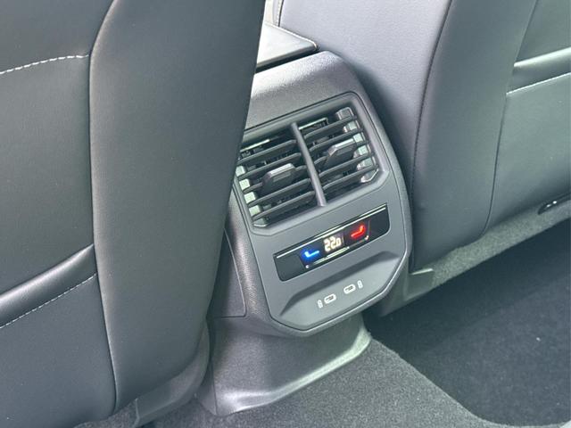 Cupra / Formentor / Grau / / / 4x4 AHK+eHK+NAVI+KAMERA+ACC+SHZ+18 ALU, Beispielbilder, ggf. teilweise mit Sonderausstattung
