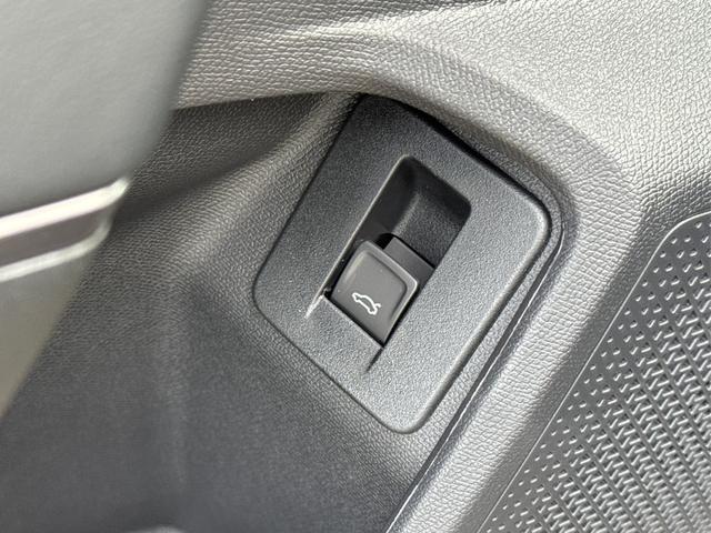 Cupra / Formentor / Grau / / / 4x4 AHK+eHK+NAVI+KAMERA+ACC+SHZ+18 ALU, Beispielbilder, ggf. teilweise mit Sonderausstattung