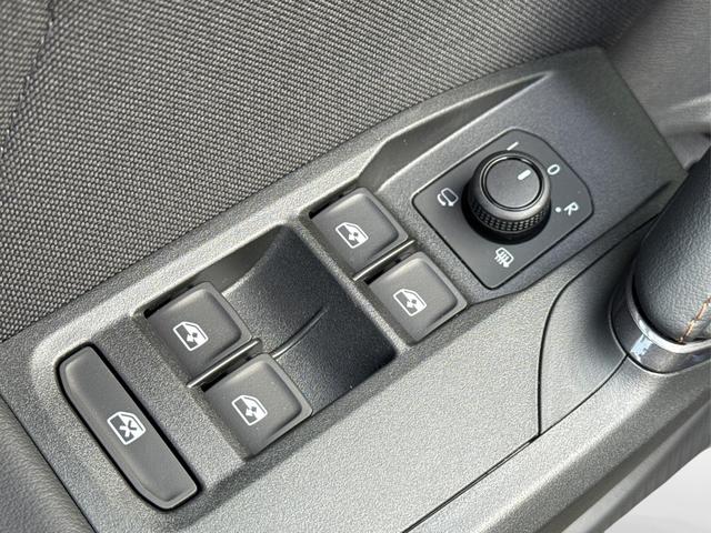 Cupra / Formentor / Grau / / / 4x4 AHK+eHK+NAVI+KAMERA+ACC+SHZ+18 ALU, Beispielbilder, ggf. teilweise mit Sonderausstattung