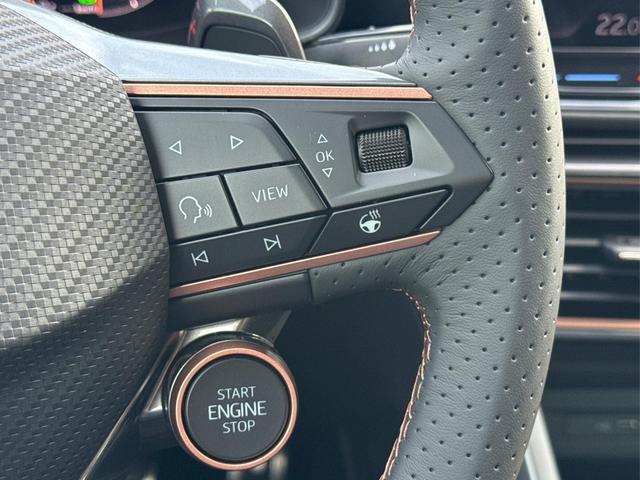 Cupra / Formentor / Grau / / / 4x4 AHK+eHK+NAVI+KAMERA+ACC+SHZ+18 ALU, Beispielbilder, ggf. teilweise mit Sonderausstattung