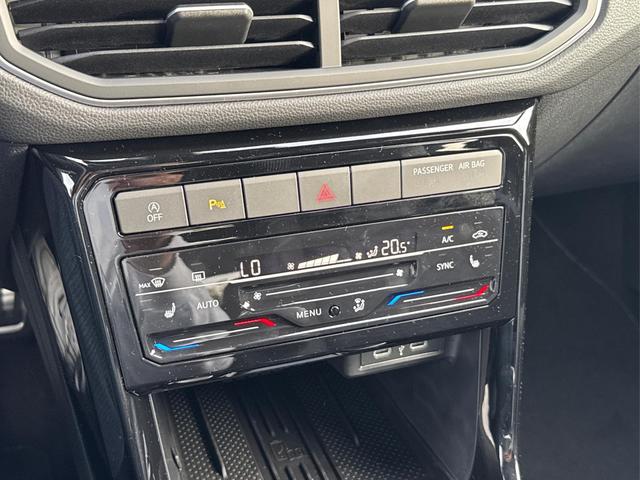 Volkswagen / T-Cross / / / / NAVI+SHZ+MATRIX+ACC+KAMERA+18''ALU, Beispielbilder, ggf. teilweise mit Sonderausstattung