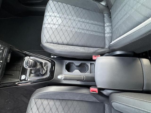 Volkswagen / T-Cross / / / / NAVI+SHZ+MATRIX+ACC+KAMERA+18''ALU, Beispielbilder, ggf. teilweise mit Sonderausstattung