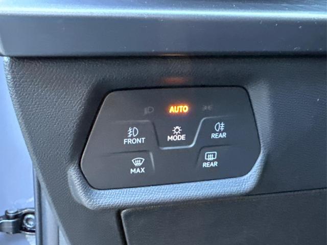 Cupra / Leon Sportstourer / Grau / / / ST AHK+NAVI+eHK+KAMERA+ACC+SHZ+18 ALU+LED