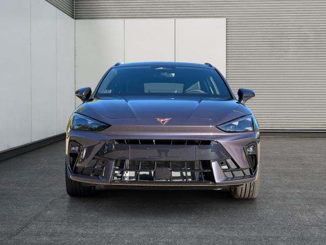 Cupra / Leon Sportstourer / Violett / / / ST AHK+NAVI+eHK+KAMERA+ACC+SHZ+18 ALU+LED, Beispielbilder, ggf. teilweise mit Sonderausstattung