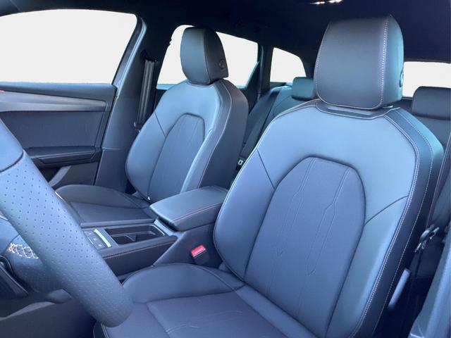 Cupra / Leon Sportstourer / Violett / / / ST AHK+NAVI+eHK+KAMERA+ACC+SHZ+18 ALU+LED, Beispielbilder, ggf. teilweise mit Sonderausstattung