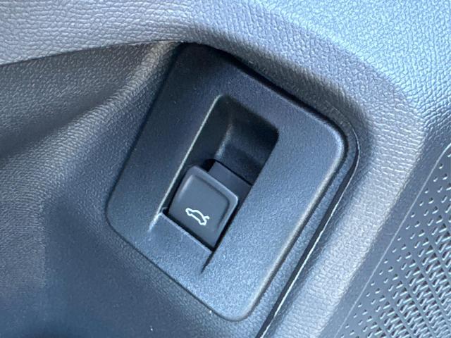 Cupra / Leon Sportstourer / Violett / / / ST AHK+NAVI+eHK+KAMERA+ACC+SHZ+18 ALU+LED, Beispielbilder, ggf. teilweise mit Sonderausstattung