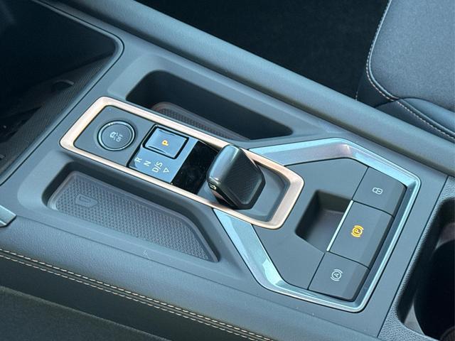 Cupra / Leon Sportstourer / Grau / / / ST AHK+NAVI+eHK+KAMERA+ACC+SHZ+18 ALU+LED