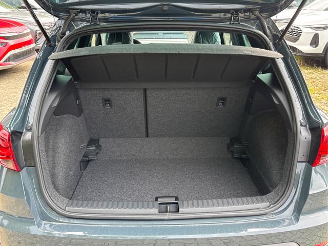 Seat / Arona / / / / KAMERA+PDC+LED+18 ALU+ACC, Beispielbilder, ggf. teilweise mit Sonderausstattung