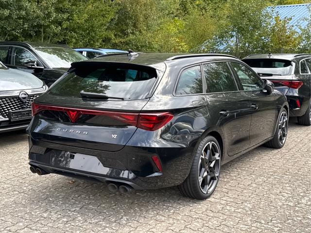 Cupra / Leon Sportstourer / Schwarz / / / 4x4 ST AHK+NAVI+eHK+KAMERA+MEMORY+ACC+19 ALU+LED, Beispielbilder, ggf. teilweise mit Sonderausstattung