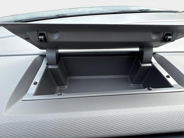 Volkswagen / T7 Multivan / / / / LANG 4x4+7-SITZER+MATRIX+AHK+KAMERA+SHZ+17 ALU