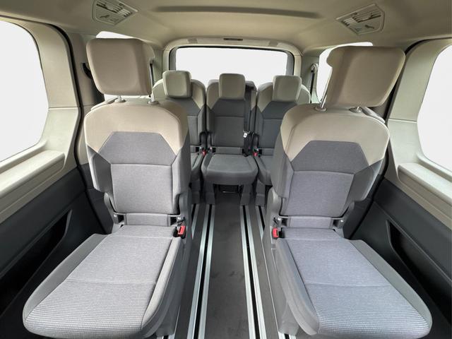 Volkswagen / T7 Multivan / / / / LANG 4x4+7-SITZER+MATRIX+AHK+KAMERA+SHZ+17 ALU