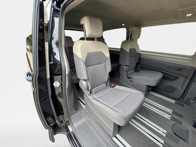 Volkswagen / T7 Multivan / / / / LANG 4x4+7-SITZER+MATRIX+AHK+KAMERA+SHZ+17 ALU