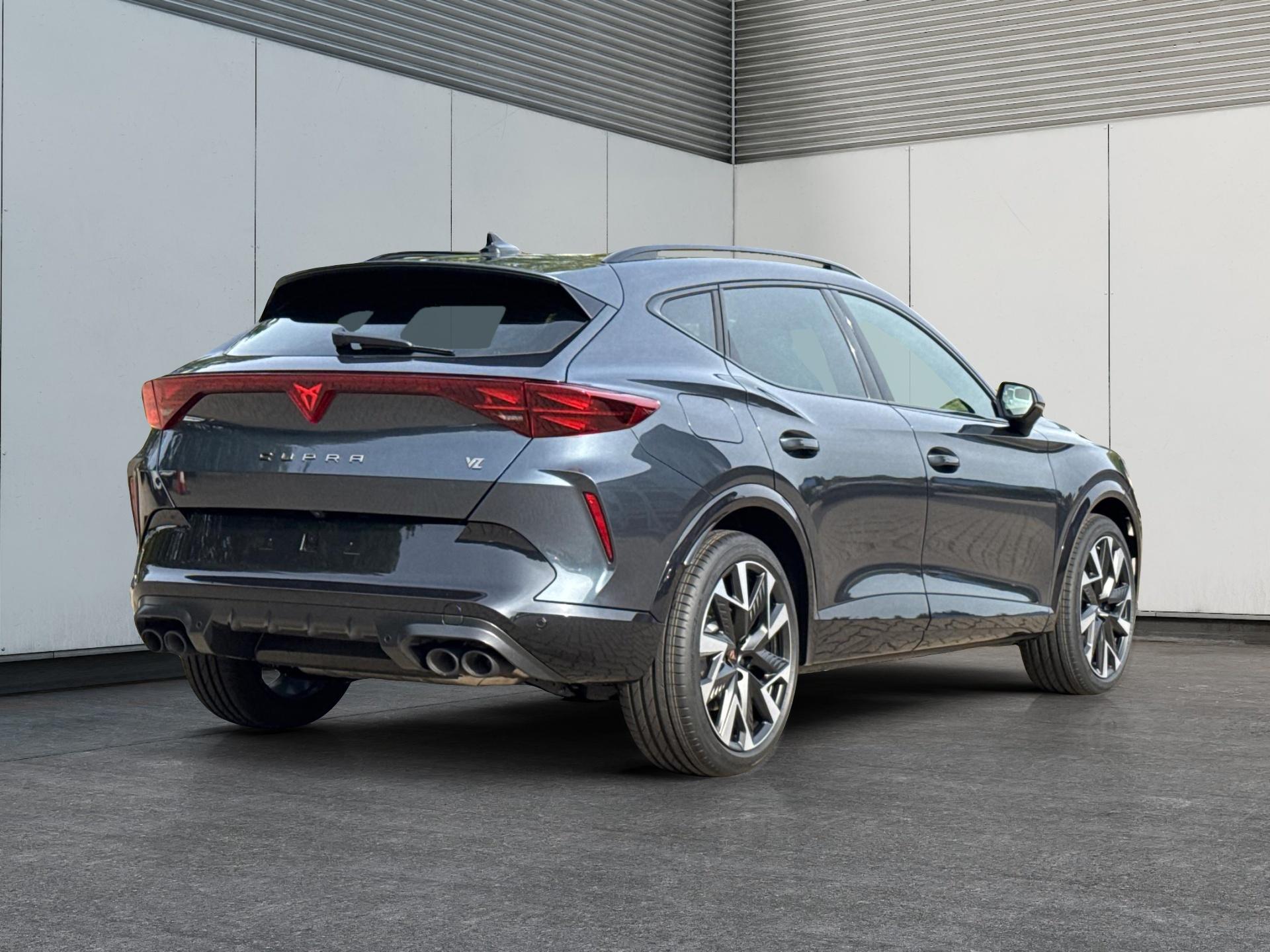 Cupra / Formentor / Grau /  /  / 4x4 AHK+NAVI+KAMERA+eHK+KESSY+ACC+19 ALU+LED+FULL LINK
