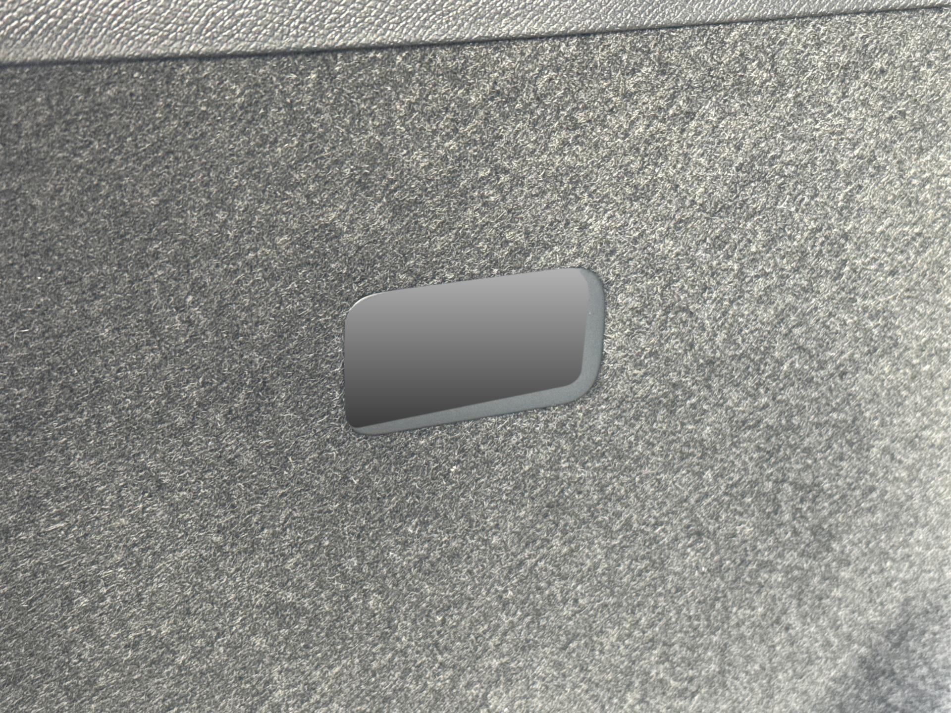 Cupra / Formentor / Grau /  /  / 4x4 AHK+NAVI+KAMERA+eHK+KESSY+ACC+19 ALU+LED+FULL LINK