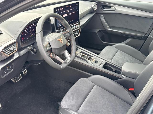 Cupra / Formentor / Grau / / / 4x4 AHK+NAVI+KAMERA+eHK+KESSY+ACC+19 ALU+LED+FULL LINK, Beispielbilder, ggf. teilweise mit Sonderausstattung