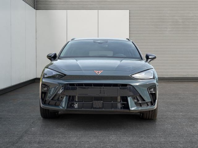 Cupra / Leon Sportstourer / Blau / / / ST AHK+NAVI+eHK+KAMERA+ACC+SHZ+18 ALU+LED, Beispielbilder, ggf. teilweise mit Sonderausstattung