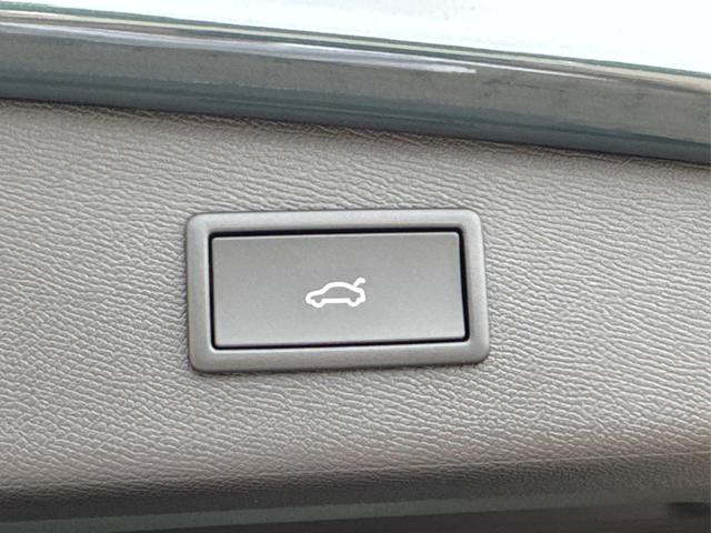 Cupra / Leon Sportstourer / Blau / / / ST AHK+NAVI+eHK+KAMERA+ACC+SHZ+18 ALU+LED, Beispielbilder, ggf. teilweise mit Sonderausstattung